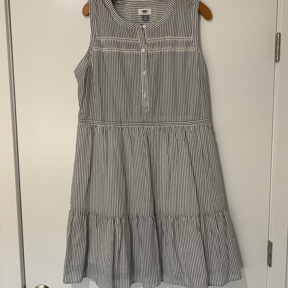 Old Navy Sleeveless Dress